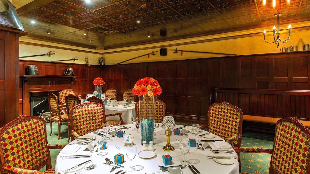 Prince Rupert Hotel Shrewsbury Bagian luar foto