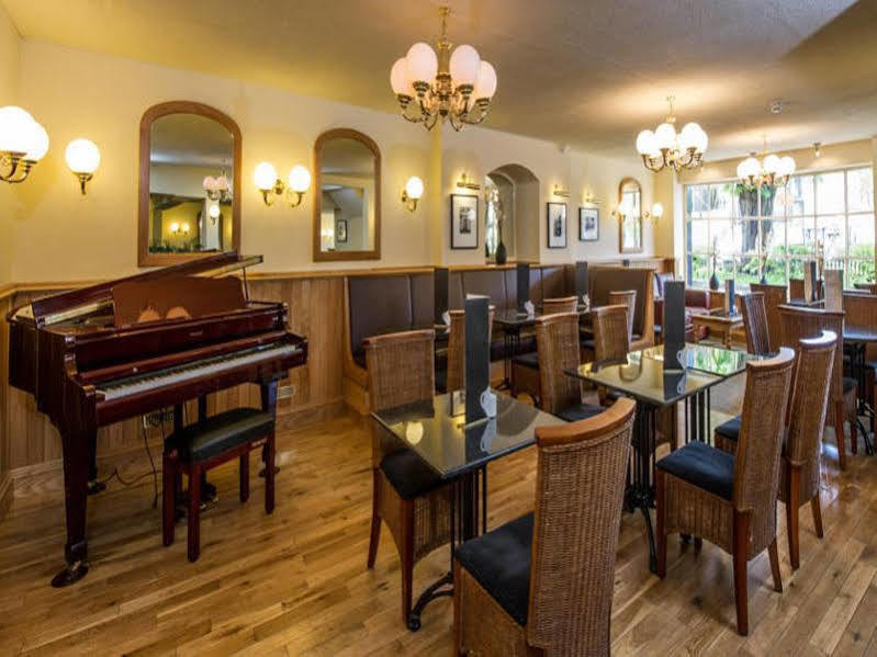 Prince Rupert Hotel Shrewsbury Bagian luar foto